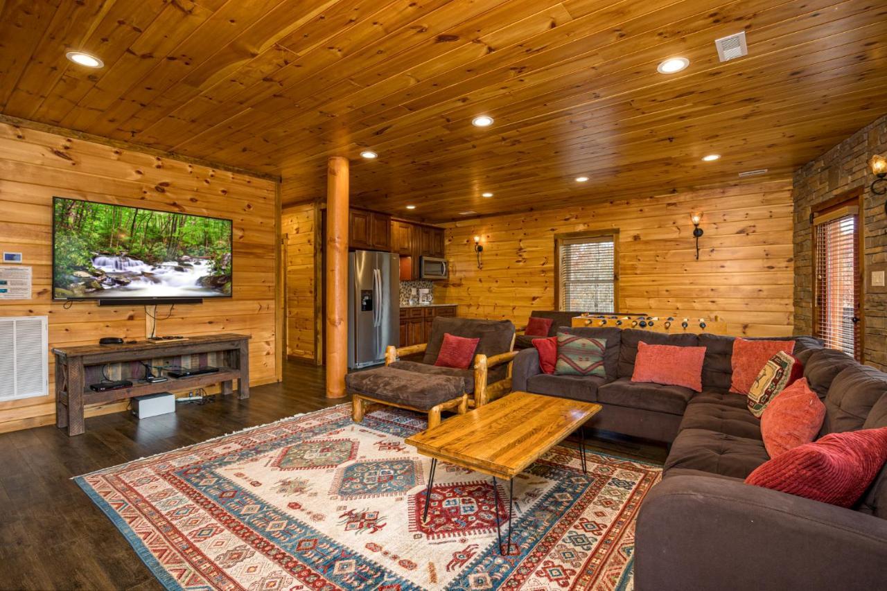 Ridge View Lodge Nature And Mountain View - Hot Tub - Firepit - Yard - Games ガトリンバーグ エクステリア 写真