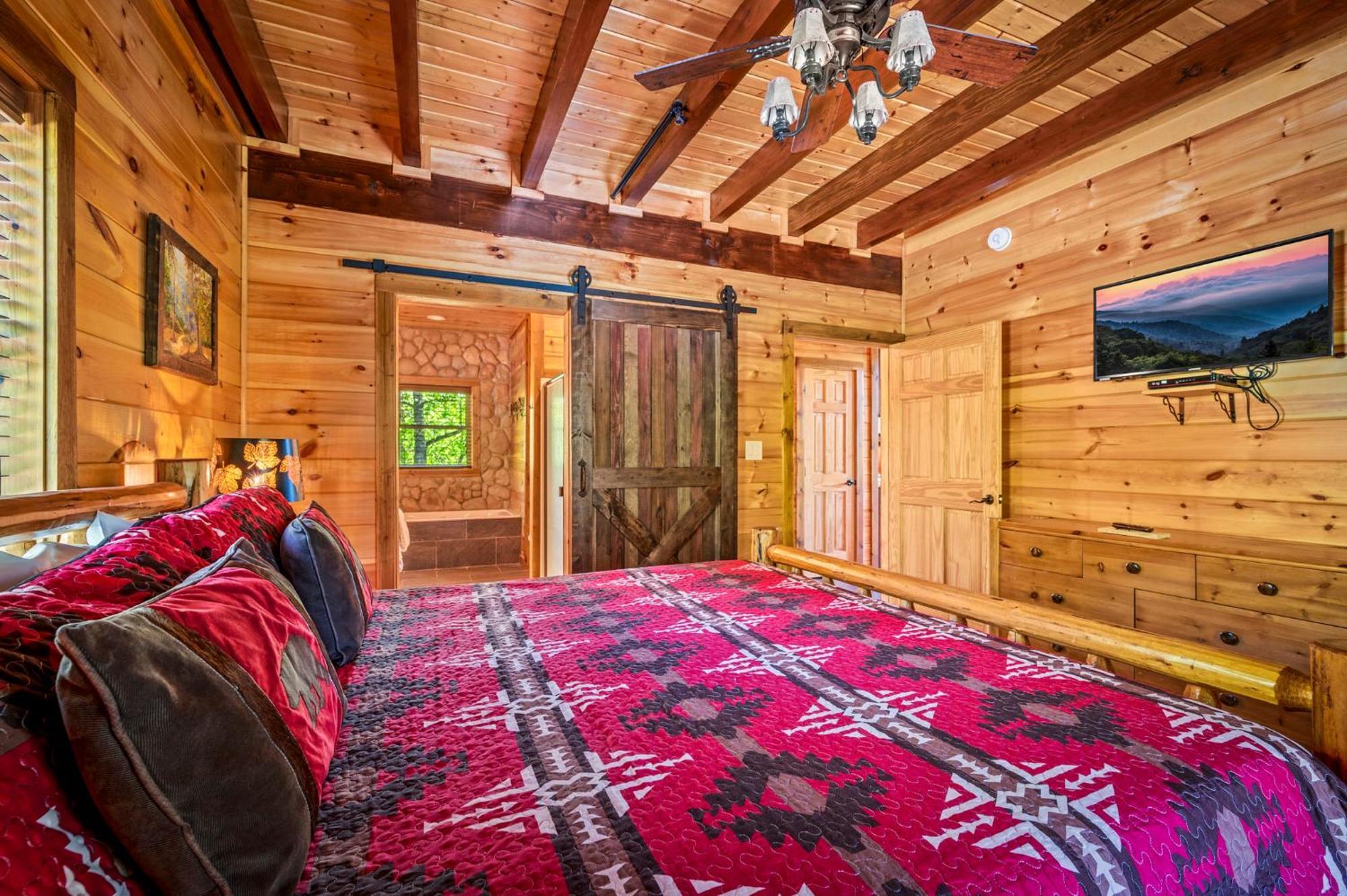 Ridge View Lodge Nature And Mountain View - Hot Tub - Firepit - Yard - Games ガトリンバーグ エクステリア 写真